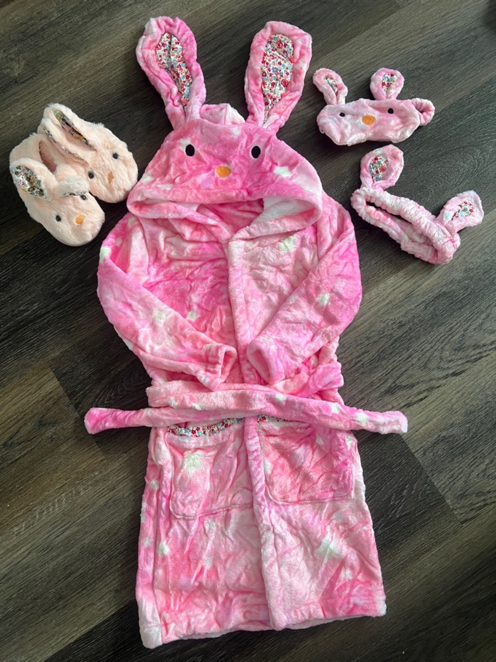 (9) NWT Girls' Pink Bunny Hooded Plush Robe with Matching Accessories